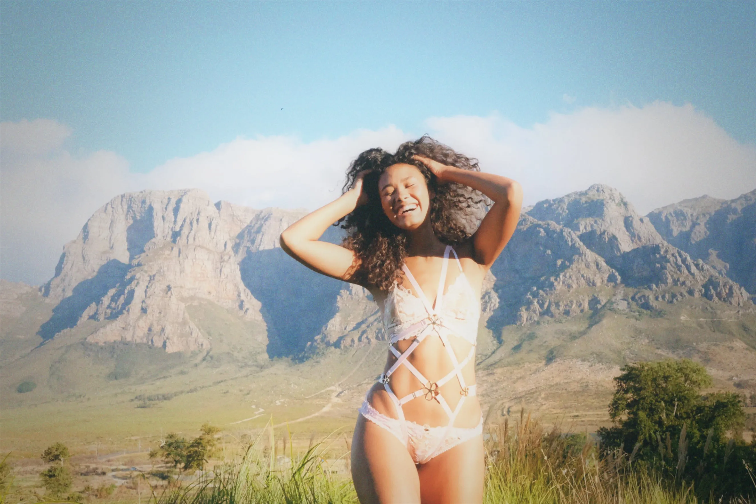 Daisy Bodysuit Pink
