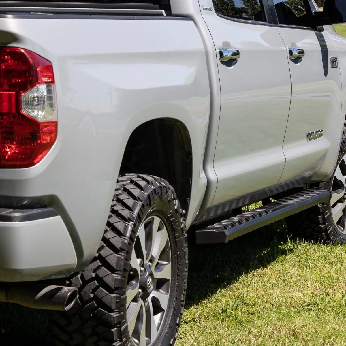 Rough Country BA2 Running Boards | 2007-2021 Toyota Tundra