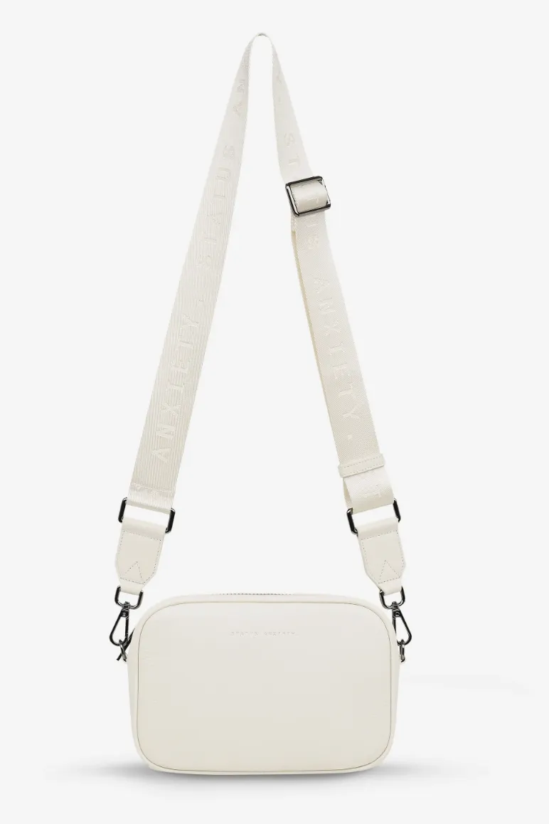 STATUS ANXIETY PLUNDER BAG WITH WEBBED STRAP - CHALK
